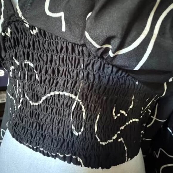 SWIRL BLACK TOP - Picture 4 of 4